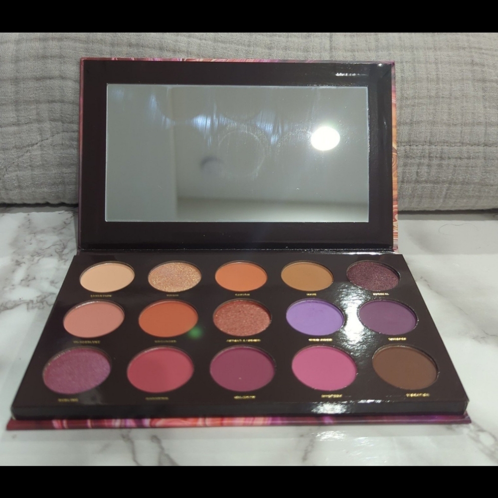 Hipdot Zion Eyeshadow Palette